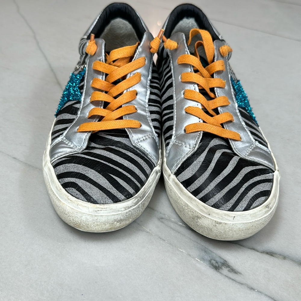 Vintage Havana Rush Electric Zebra Sneaker Sz 8 Distressed Look